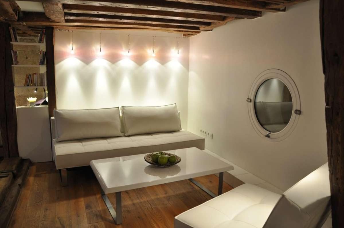 Caprice Amour Apartment Париж Екстериор снимка