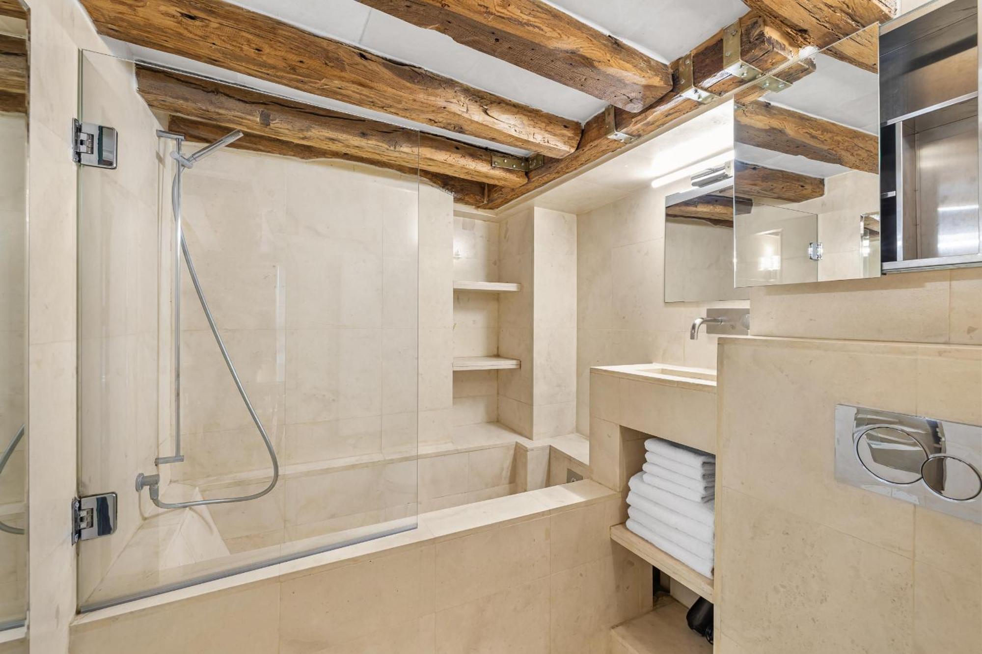 Caprice Amour Apartment Париж Екстериор снимка